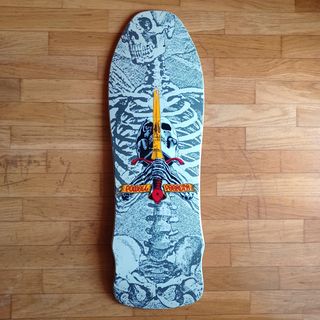 Powell Peralta Skull and Sword tabla de skate