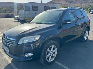 Toyota RAV4 2011
