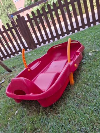 Trineo infantil Decathlon rojo