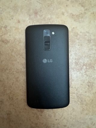 LG K10 (K420N) in nero