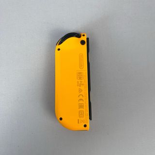 Nintendo Switch Joycon violeta y amarillo
