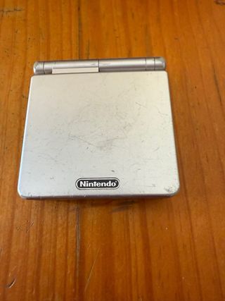 Game Boy Advance SP Plata