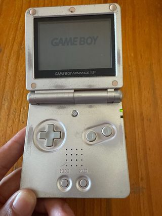 Game Boy Advance SP Plata