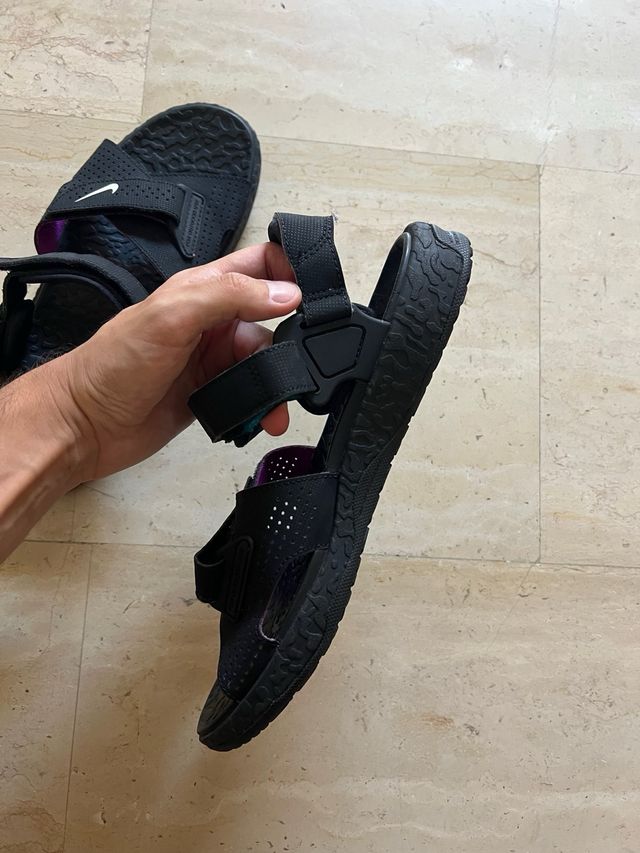 Sandali Nike ACG - neri viola
