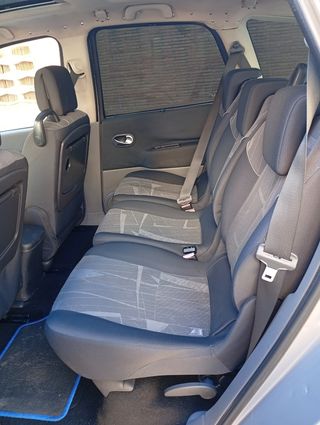 Renault Grand Scenic 2005