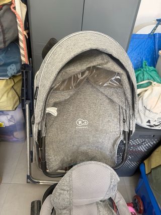 Bicicleta triciclo Kinderkraft gris