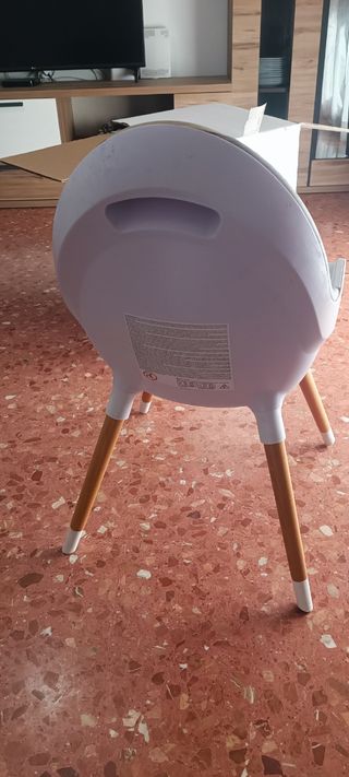 Trona bebé con desperfectos