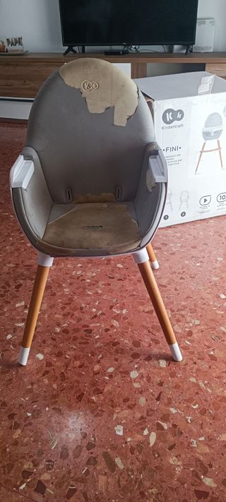 Trona bebé con desperfectos