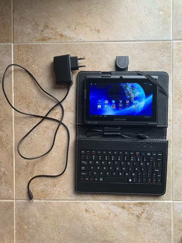 ACEPTO OFERTA - Tablet GOCLEVER con teclado