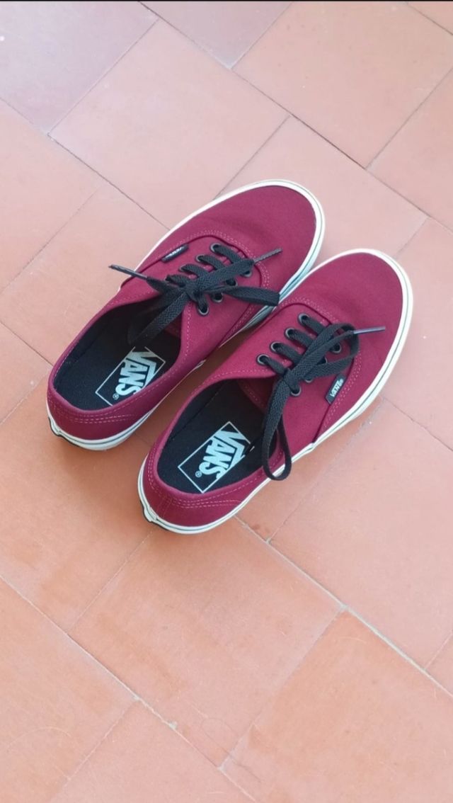 Zapatillas Vans granate