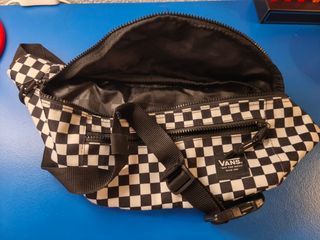 Riñonera Vans | Negra y Blanca..