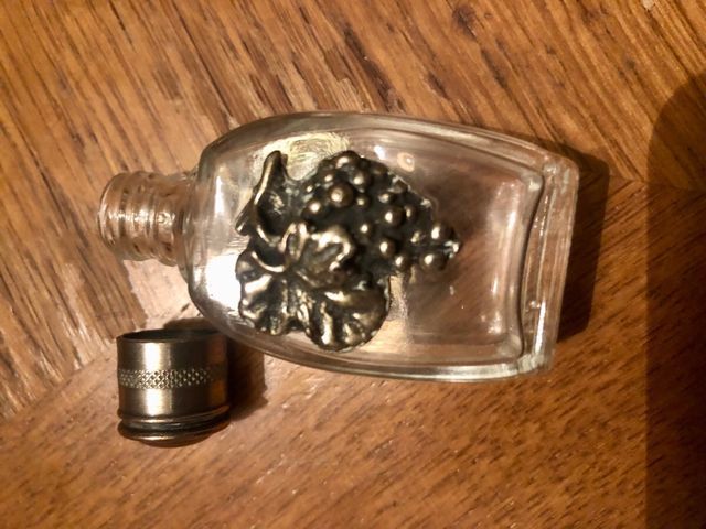 Bottiglietta vintage in vetro