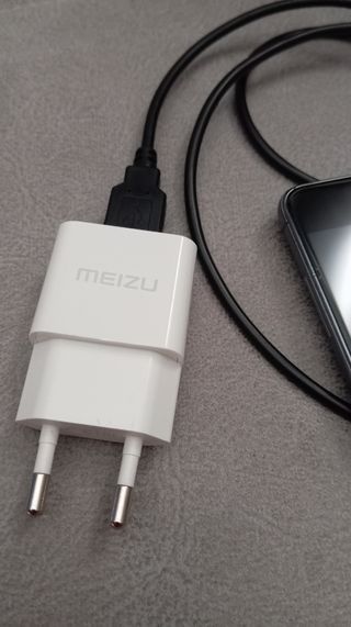 Móvil Meizu. M3s.