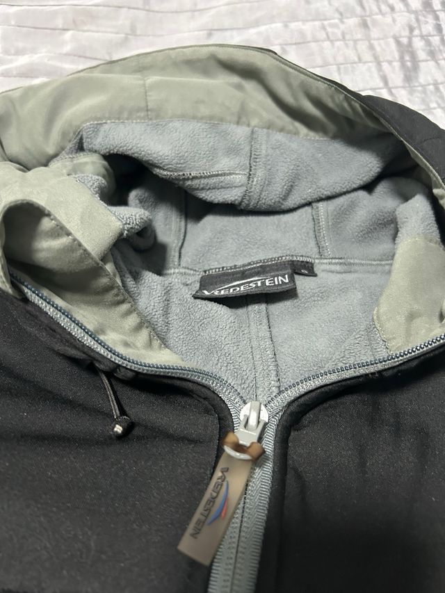 Chaqueta Vredestein negra invierno