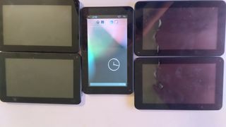 Lote 5 tablets blancad