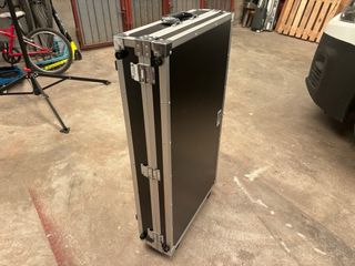 trasportin de controladora con ruedas