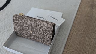 Cartera Borbonese de Lujo marrón beige