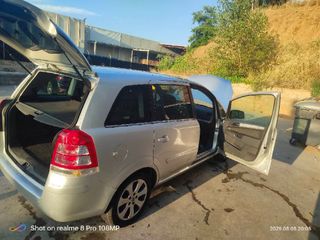 Opel Zafira B  Zafira b 2010