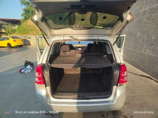 Opel Zafira B  Zafira b 2010