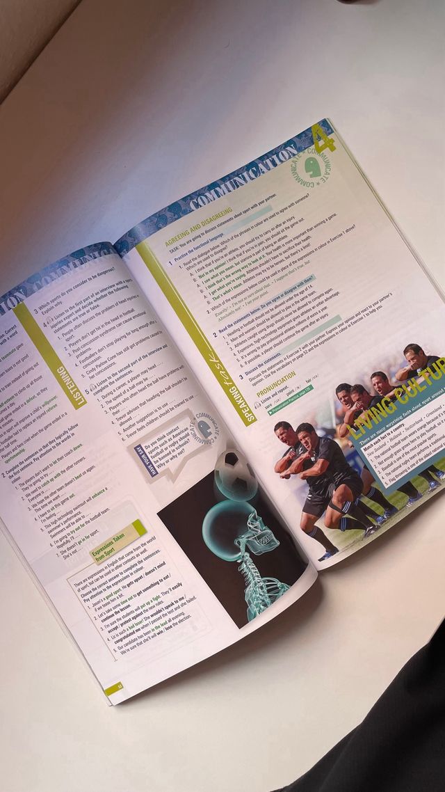 Living English 2 Bachillerato: Student´s book