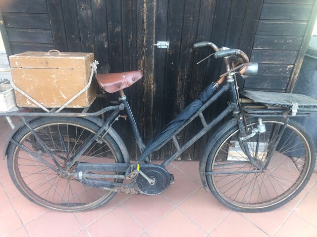 Bicicletta dell'arrotino degli antichi mestieri