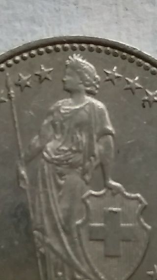 Moneda Suiza 1/2 Franco 1983