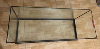 Acuario de cristal 80X30X43
95 litros