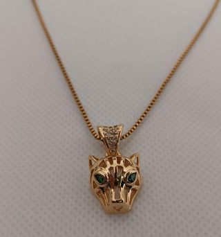 Collar con dije de pantera dorado