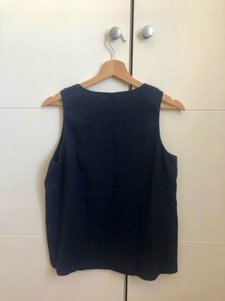 conjunto de blusa sin mangas y pantalón corto
