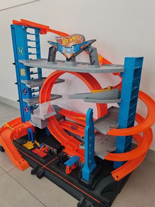 Hot Wheels Ultimate Garage