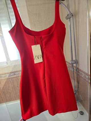 Vestido rojo Zara - midi