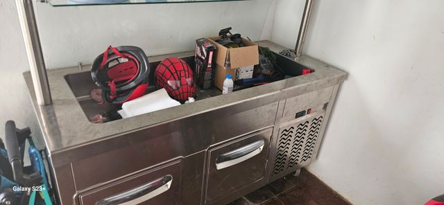 Armário refrigerado para bar