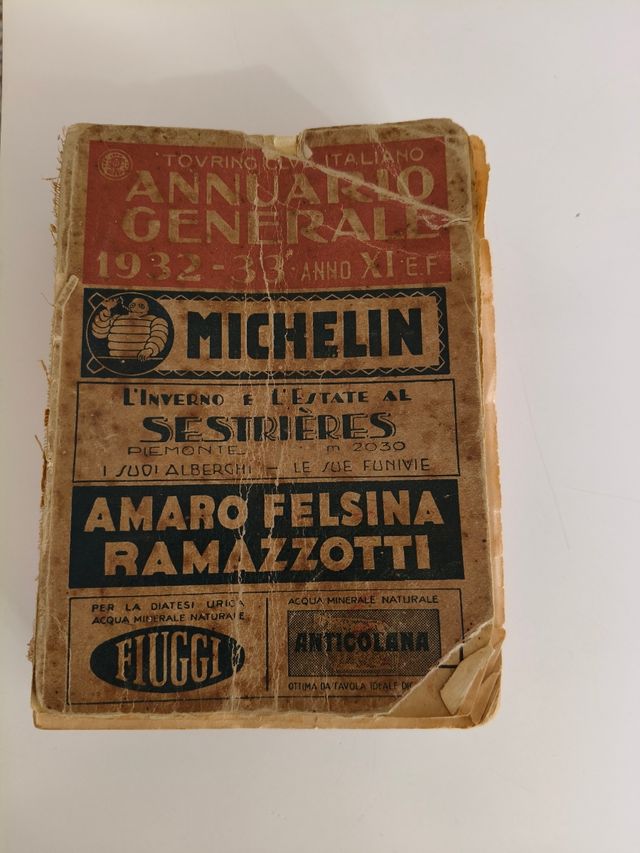 Touring Club annuario generale 1932-33
annoXI E.F.