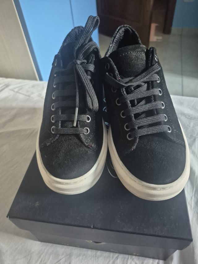 Sneakers nere glitter n.36