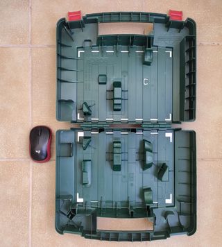 Caja de sierra Bosch PST 700