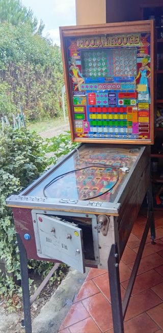 Flipper Moulin Rouge anni '90 ritiro sul posto