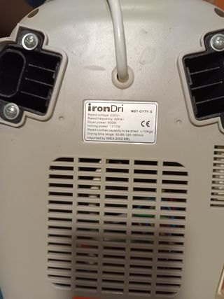 Secadora eléctrica de ropa portátil.