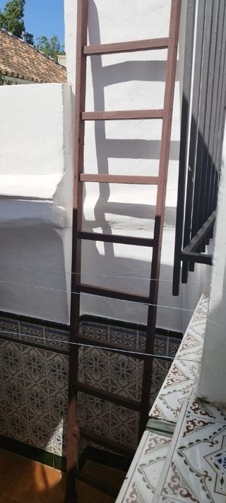 Escalera madera - 9 peldaños