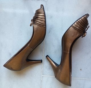 Zapatos La Strada dorados
