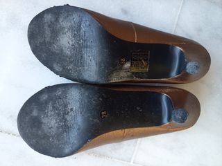 Zapatos La Strada dorados
