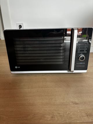 Microondas LG7888ACB con grill