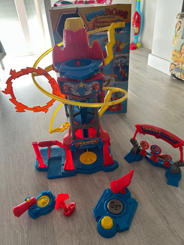 Torre Entrenamiento SuperThings