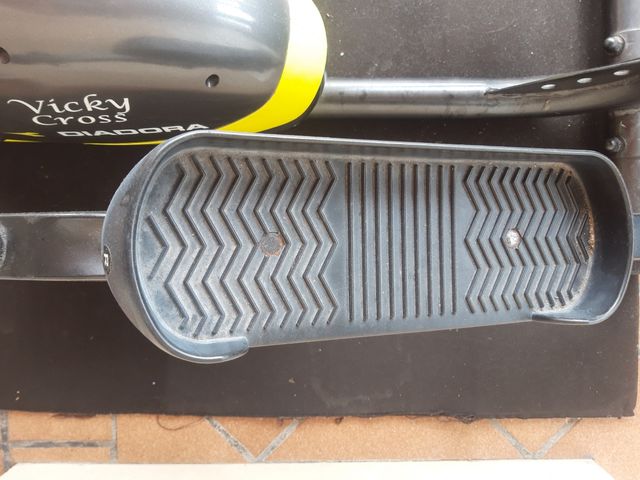 Elíptica DIADORA Fitness - Fitness