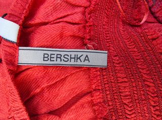 NUEVO-Vestido Bershka rojo - Talla M-867