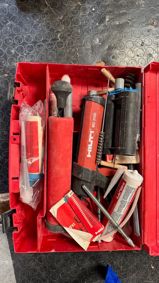 Pistola de inyección Hilti MD 2000