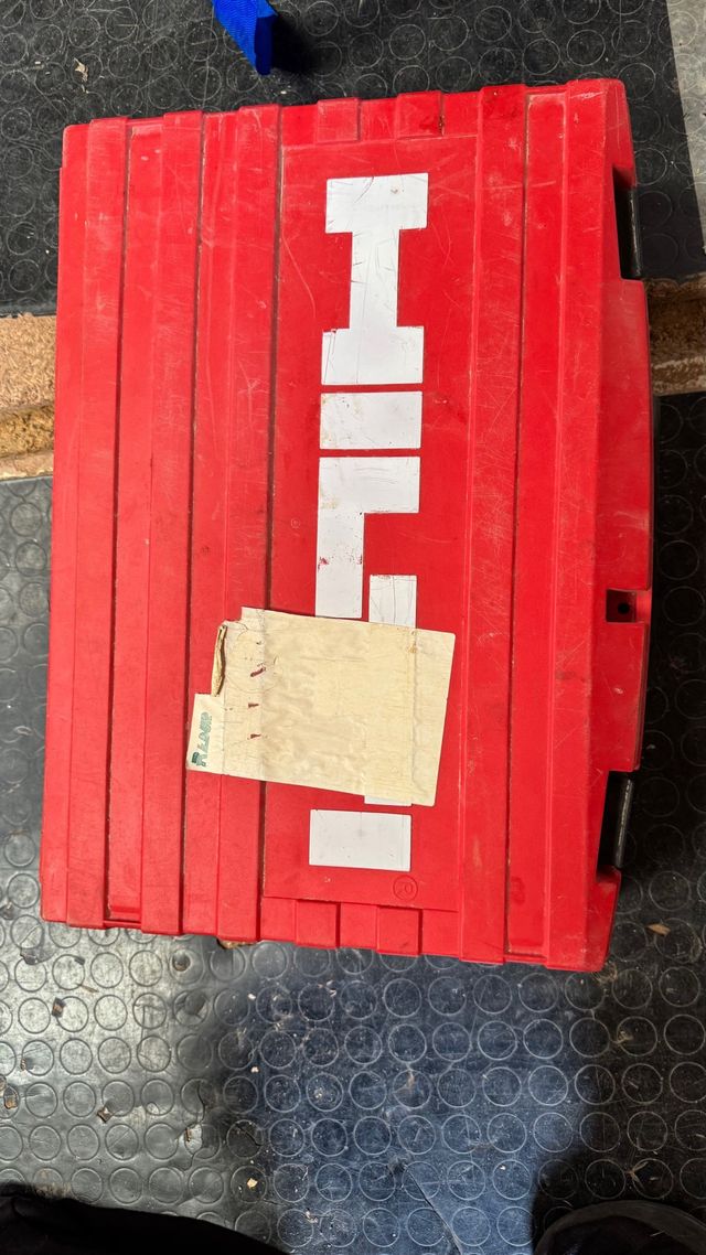 Pistola de inyección Hilti MD 2000