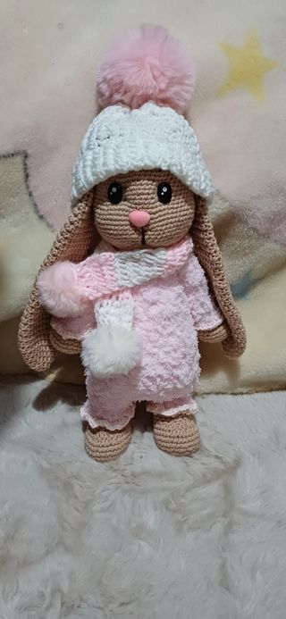 Conejita amigurumi de crochet