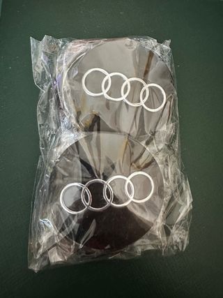 Tapabujes Audi 68mm - Negro