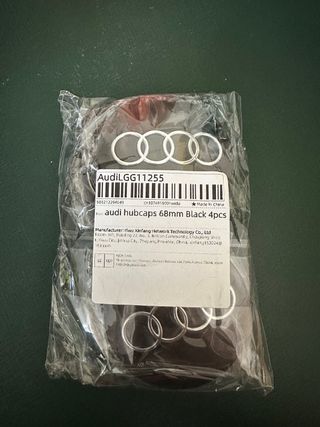 Tapabujes Audi 68mm - Negro