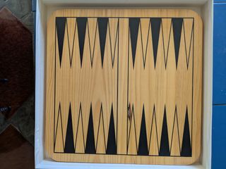 Juegos de Mesa: El Pale y Backgammon